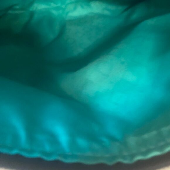 Vera Bradley Beach Crossbody bag in the Go Fish Blue pattern - Picture 6 of 7